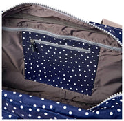 Roka Gatwick medium plunjezak van gerecycleerd canvas - marineblauwe stip