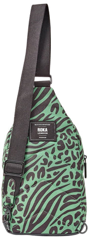 Roka Willesden Grand sac à bandoulière en toile recyclée - Vert artichaut