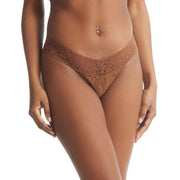 hanky-panky-signature-lace-low-rise-thong---macchiato-brown-34460050
