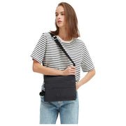 kipling-alvar-medium-shoulder-bag---black-35917932