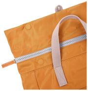Roka Canfield B Medium gerecyclede nylon rugzak - Biscuitbruin