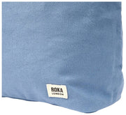 Roka Hoxton grote katoenen canvas schoudertas - luchtvaartblauw
