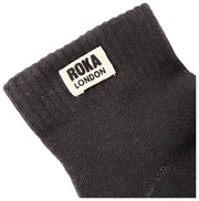 Roka Wembley-Söckchen – verblasstes Schwarz