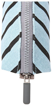 Roka Tate Kleine Baumwoll-Canvas-Tasche – Blau gestreift