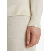 falke-pure-cashmere-v-neck-sweater---off-white-34457447
