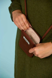 Hindbag Bill Phone Bag - Chocolate Brown