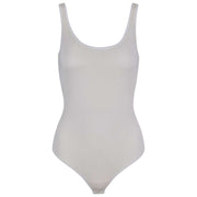 Falke tijdloze katoenen tankshort bodysuit - parelwit