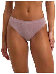 Falke Daily Seamless String - Roze