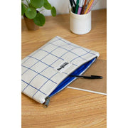 Hindbag Ema Medium Zipped Pouch - Off White/Blue Check