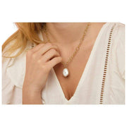 Pearls of the Orient Klobige Halskette mit Keishi-Perlenanhänger – Gold/Weiß