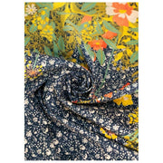 Schal aus Puderbaumwoll-Popeline mit Blumen-Hedgerow-Print – Marineblau