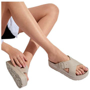Totes SOLBOUNCE Bounce Cross Front Buckle Sandals - Taupe Beige