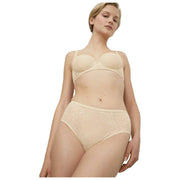 Triumph Amourette Charm Maxi Knickers - Creamy Dream